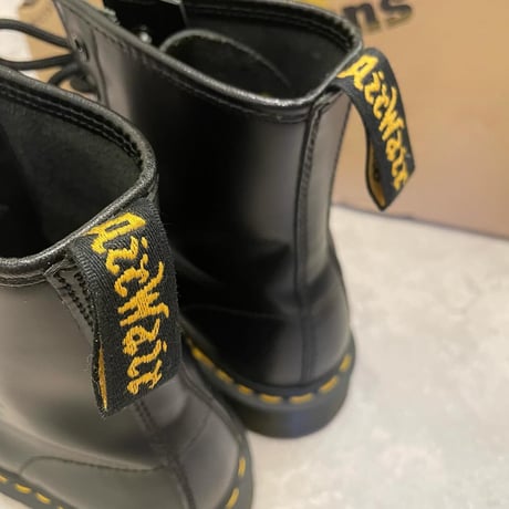 Dr.Martens 8ホールブーツ