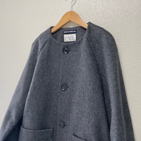 LONDON TRADITION × Charpentier de Vaisseau ノーカラーコート