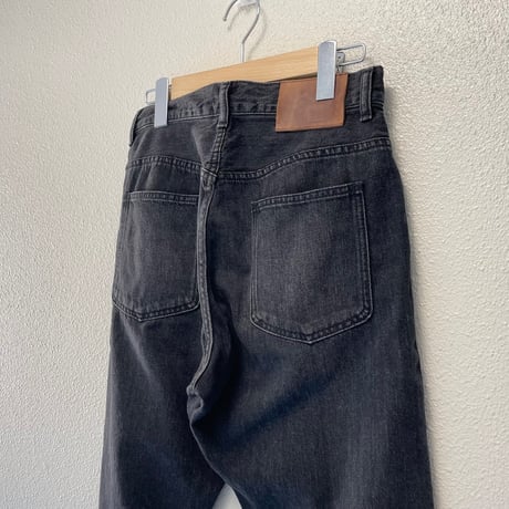 2025 / 販売継続品 / 休日と詩 休日のデニム104