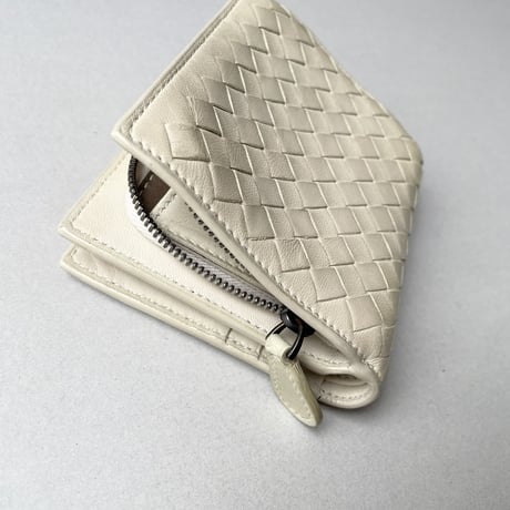 Bottega Veneta イントレチャート レザーウォレット
