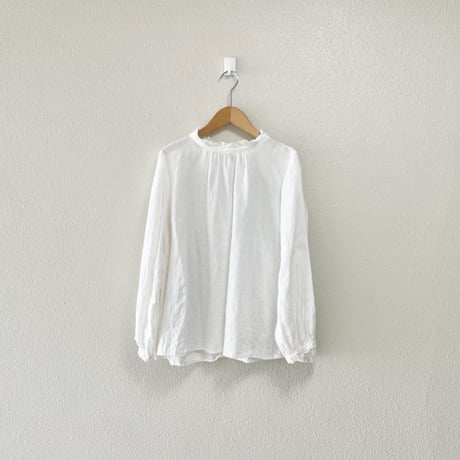 nest Robe リネンスタンドフリルブラウス