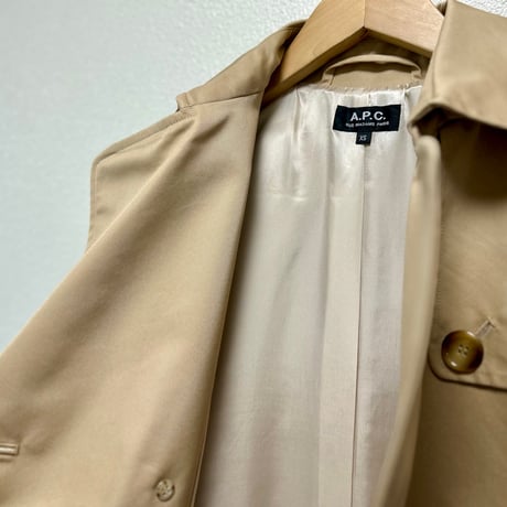 A.P.C. トレンチコート