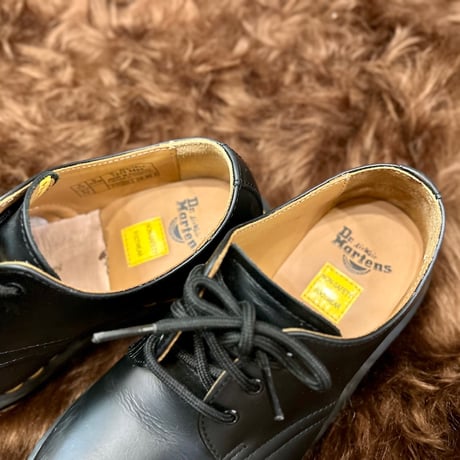 Dr. Martens 3ホールシューズ