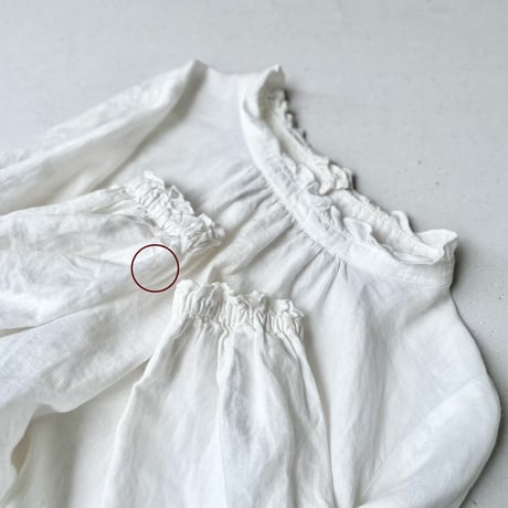 nest Robe リネンスタンドフリルブラウス