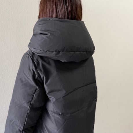 MidiUmi ショートフーデッドダウンコート