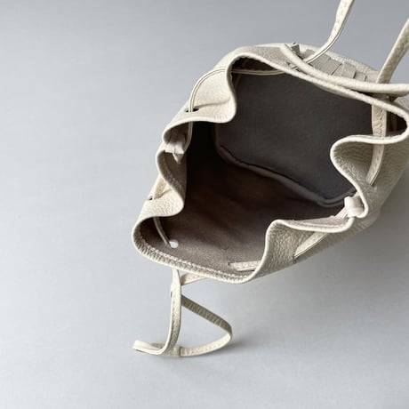 blancle S.LEATHER QUILTED DRAWSTRING BAG
