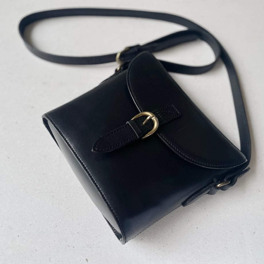68172ad5b46a374bf84027c0