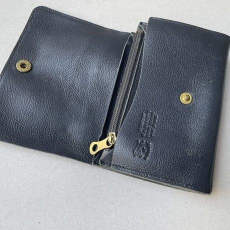 販売継続品 / IL BISONTE 二つ折り財布
