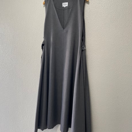 販売継続品 / foufou  v neck jumper skirt