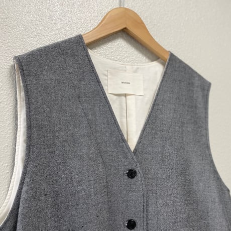 2023AW / MidiUmi Vネックベスト