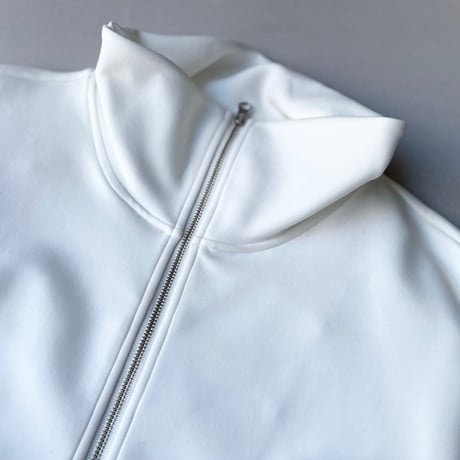 2024 / 未使用品 MARMARMAR ハーフジッププルオーバー
