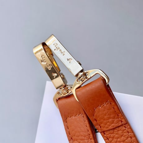販売継続品 /  agnès b. レザーショルダーバッグ ”The b.”