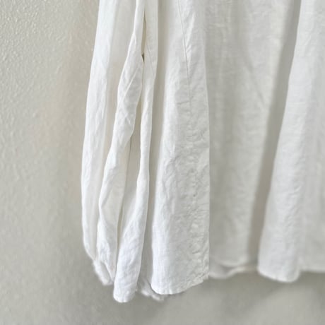 nest Robe リネンスタンドフリルブラウス