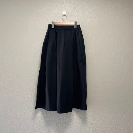 販売継続品 / タグ付き未使用品 / MARMARMAR タックボリュームスカート