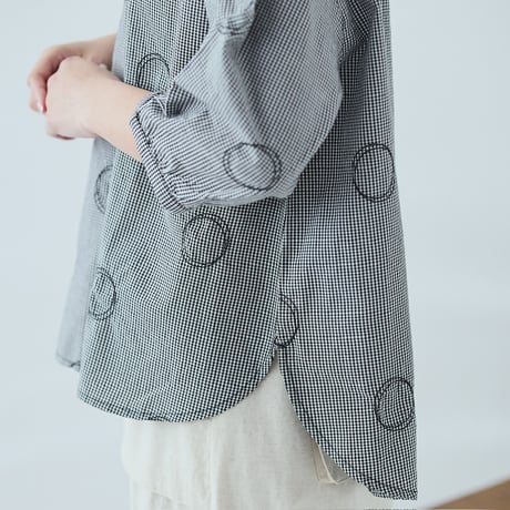【3色展開】select サークル刺繍 コットンブラウス