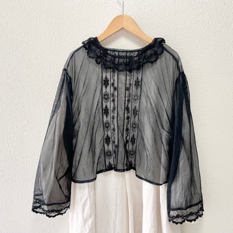 Malle チュール刺繍ブラウス