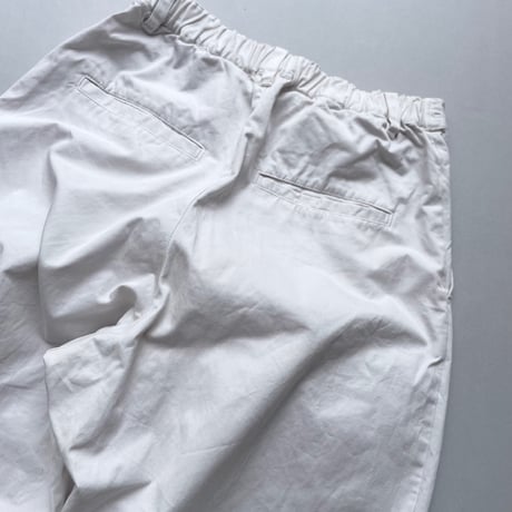 nest Robe コットン2タックテーパードパンツ