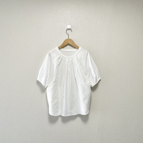 販売継続品 / TORIHS フロントレースT(花柄)  2(S-M)