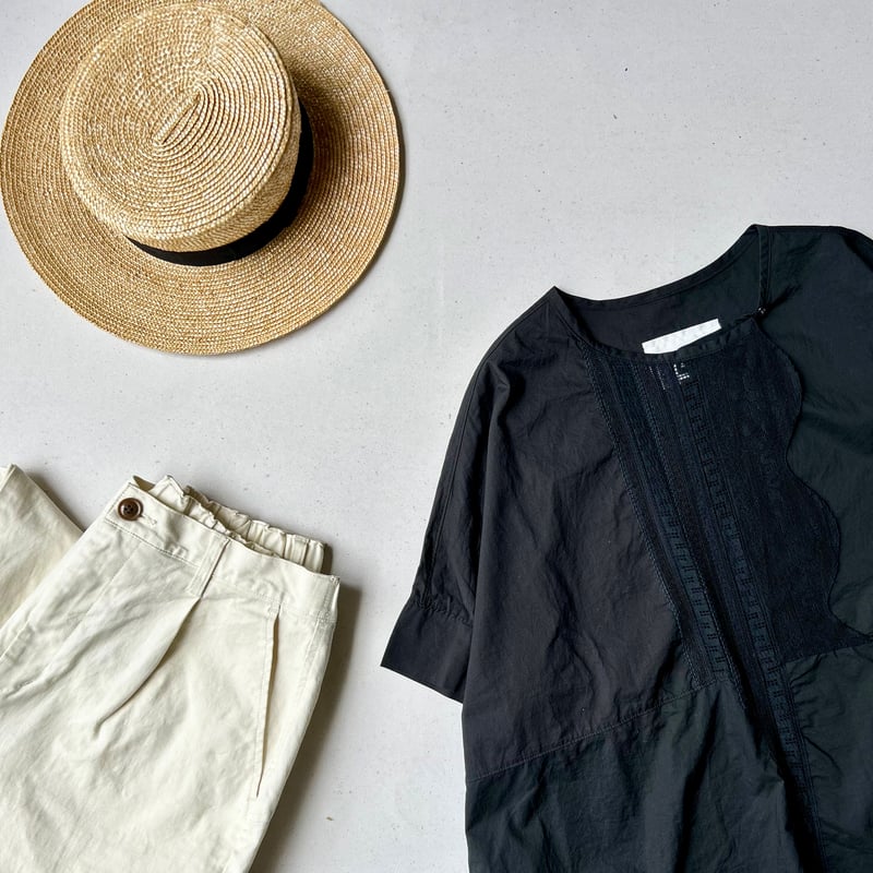 NATURAL LAUNDRY ロイカストレッチ　テーパードパンツ NATURAL LAUNDRY ロイカストレッチ テーパードパンツ | Lisululu on