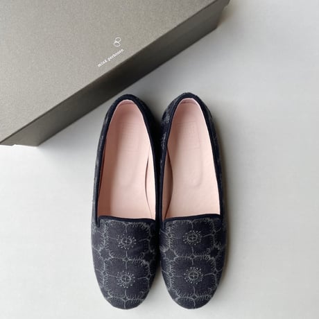 販売継続品 / minaperhonen anemone シューズ