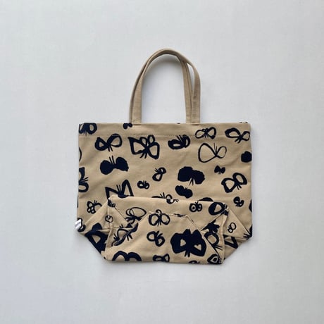人気完売品 /  minaperhonen -flutter tote bag-