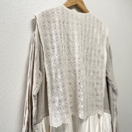 人気完売品 /未使用品 / タグ付き Veritecoeur ベスト付きワンピース