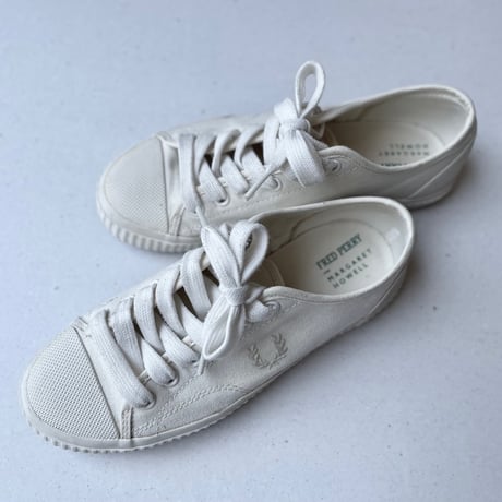 FRED PERRY ×  MARGARET HOWELL　スニーカー