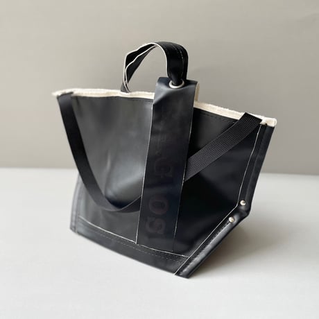 販売継続品 / eb.a.gos PVC Y字トート Mサイズ IVORY×BLACK