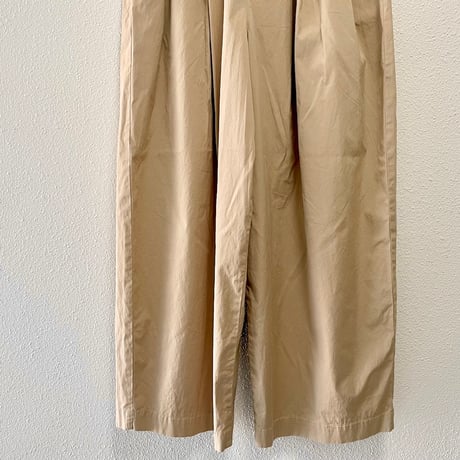 2025SS grin カラーコットンストレッチ  タックパイプパンツ