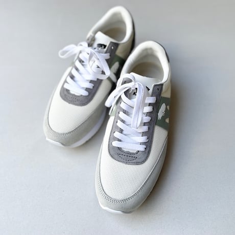 販売継続品 / KARHU  ALBATROSS 82 DAWN BLUE × DESERT SAGE