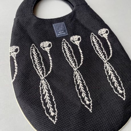 2023SS / 人気完売品 / minaperhonen egg bag -developpe-