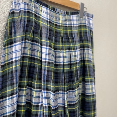 O'NEIL OF DUBLIN SOFT PLEAT SKIRT