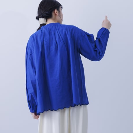 【3色展開】select 胸元シャーリング裾スカラップブラウス