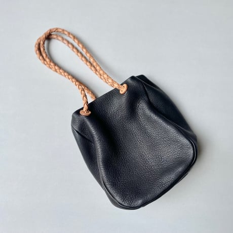 販売継続品 / nuitomeru 山羊革 巾着トートバッグ