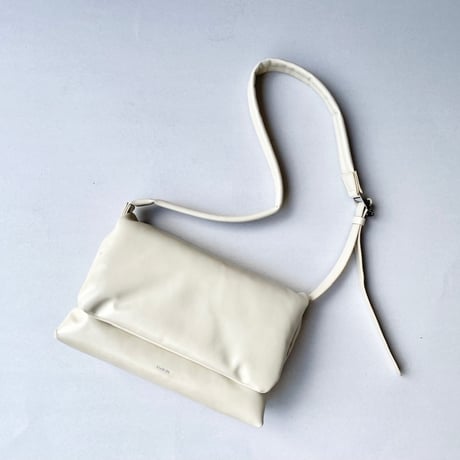 2024 SLOBE IENA 【STAND OIL/スタンドオイル】 Fluffy Regularショルダーバッグ