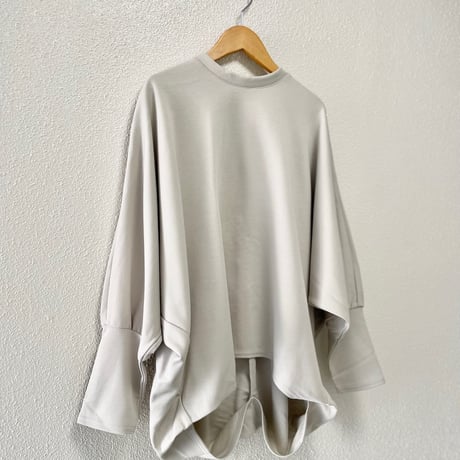 人気完売品 / mizuiro ind スタンドカラーコクーンプルオーバー