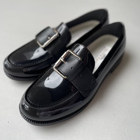 未使用品 / 販売継続品 TEMPERATE GLEN ゴールドバックルベルト ローファー(レイン対応)