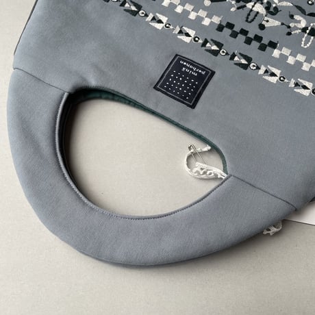 2024 / 人気完売品 / タグ付き未使用品 / minaperhonen egg bag -fun-