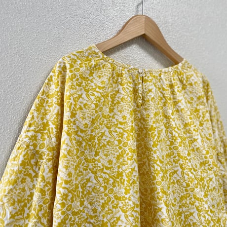 grin ベリードットプリントパフプルオーバーシャツ