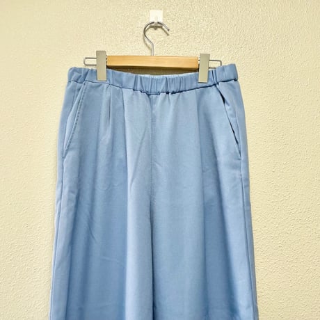 販売継続品 / タグ付き未使用品 / MidiUmi color easy pants