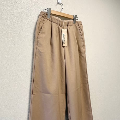 販売継続品 / タグ付き未使用品 / MidiUmi color easy pants