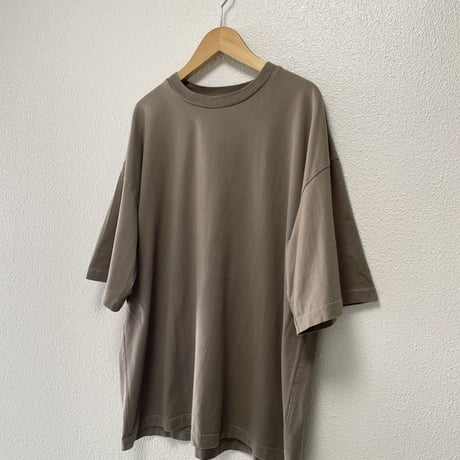 MUYA Straight T-shirts カーキ size2
