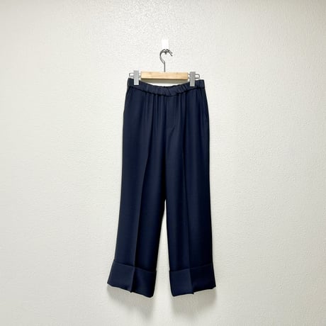mizuiro ind ダブルヘムセンタープレスパンツ