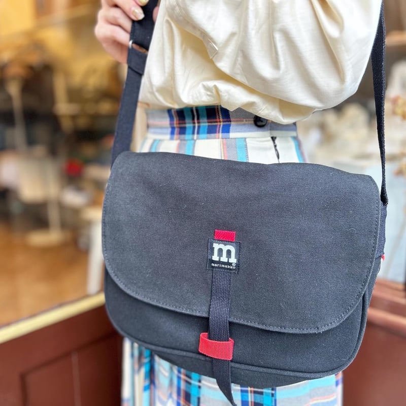 定価31,900円 新品 マリメッコ Magneettilaukku ショルダー 楽天市場】マリメッコ Marimekko ショルダーバッグ レディース