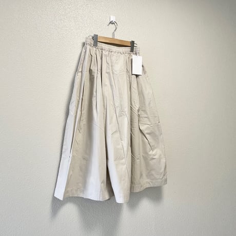 販売継続品 / タグ付き未使用品 / MARMARMAR タックボリュームスカート