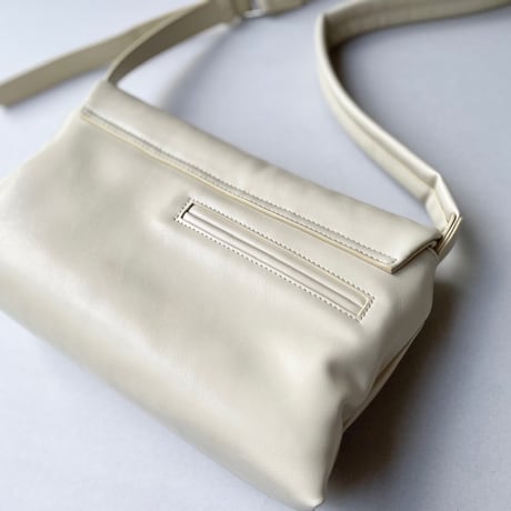 2024 SLOBE IENA 【STAND OIL/スタンドオイル】 Fluffy Regularショルダーバッグ