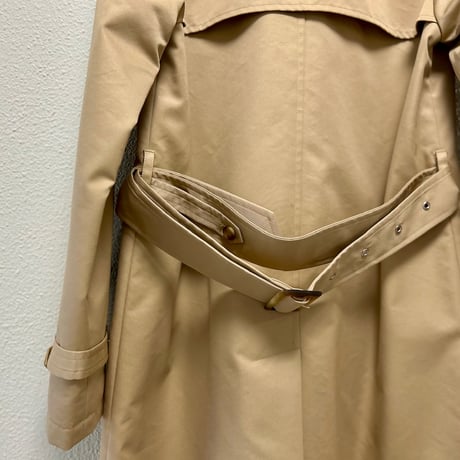 A.P.C. トレンチコート