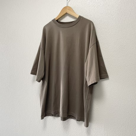 MUYA Straight T-shirts カーキ size2