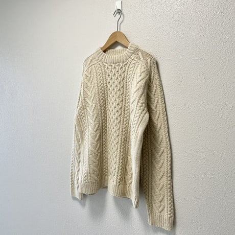AMERICAN EAGLE ケーブルハンドニット