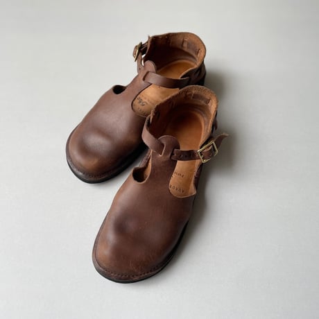 定番継続販売品 / AURORA SHOES T-strap brown